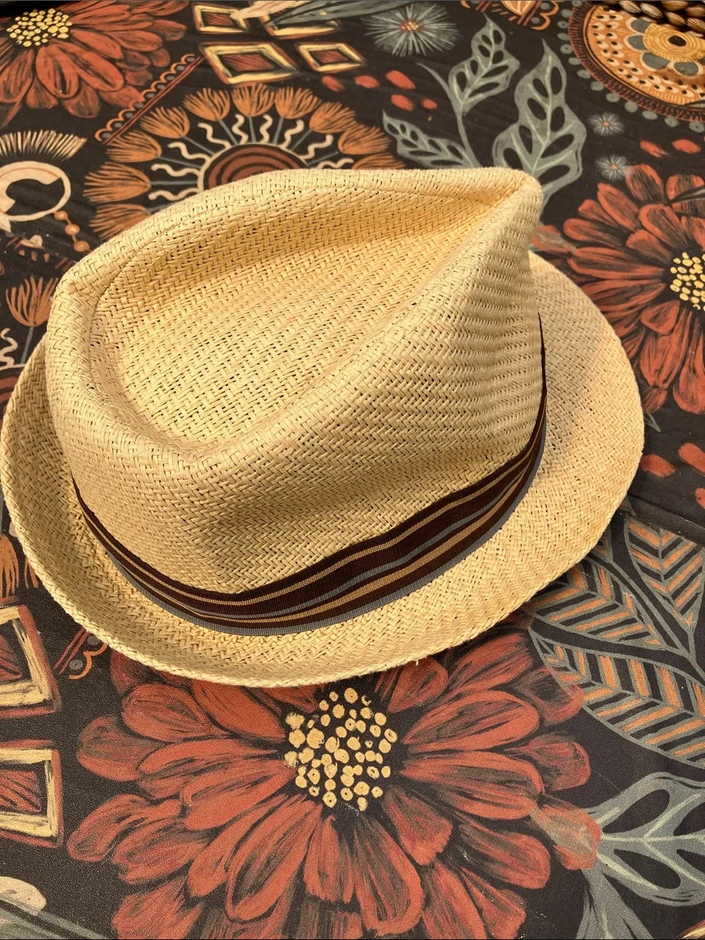 NWOT Kooringal straw paper hat